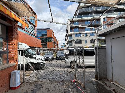 építési terület: lejtőn - a Zenit építkezés Zuglóban
