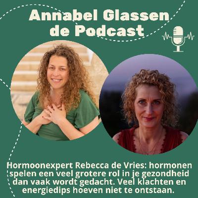 Hormonale disbalans: wat elke vrouw moet weten over haar cyclus - Met hormoonexpert Rebecca #51 Hormonale disbalans: wat elke vrouw moet weten over haar cyclus - Met hormoonexpert Rebecca #51