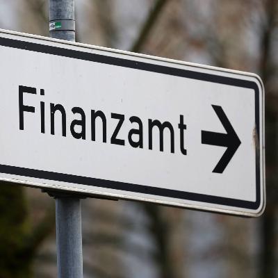 #118 Steuern sparen mit Aktien, Betrug mit Promis, Steuererhöhungen für Aktionäre, Bitcoiner, Arbeiter und Immobesitzer