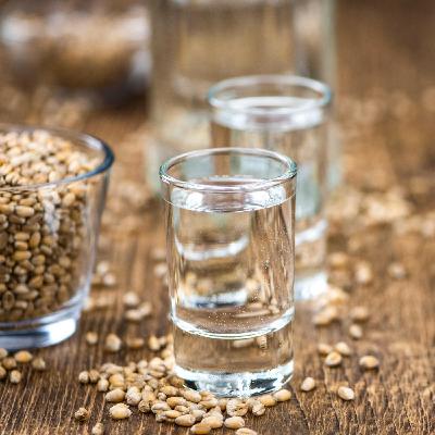 NRW brennt: Schnaps und Likör aus der Region NRW brennt: Schnaps und Likör aus der Region