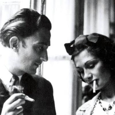 21.Chanel Nº 5, O Grande Finale: Como sobe ao altar aos 71 anos de idade!