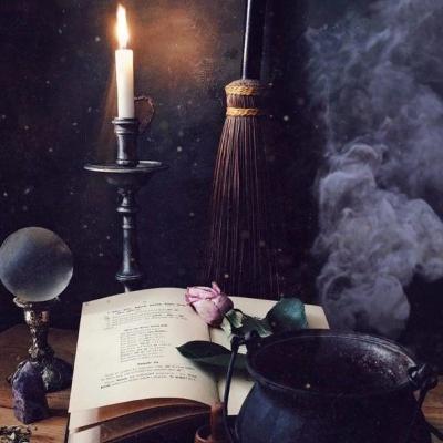 S1E3: Magickal Paranoia and vibrations.