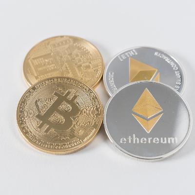 Cardano Vs. Polkadot!! Which Is BEST? SHOWDOWN!!