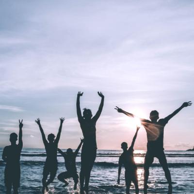 Afirmaciones positivas para atraer a las personas y situaciones más adecuadas (femenino)