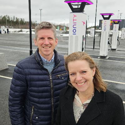 Full grønn tank til lastebilen, takk! Full grønn tank til lastebilen, takk!