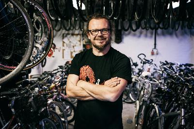 Suns 10: Fahrradhändler Oliver Schein