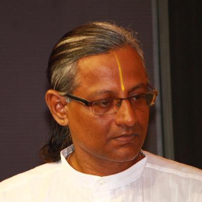 19 - 9-2004 - Excerpts From Sikkil Gurucharan Concert