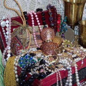 My Treasure Chest of Life Experiences Episode 1: Meeting Rihanna