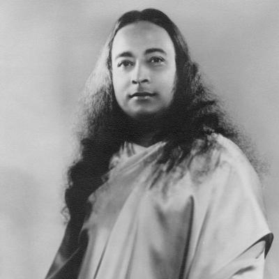 #09 - Paramahansa Yogananda: God as Light and Joy