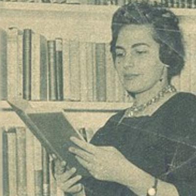 الرف الثالث الحلقة الثانية : الباب المفتوح لطيفة الزيات سيرة وعي