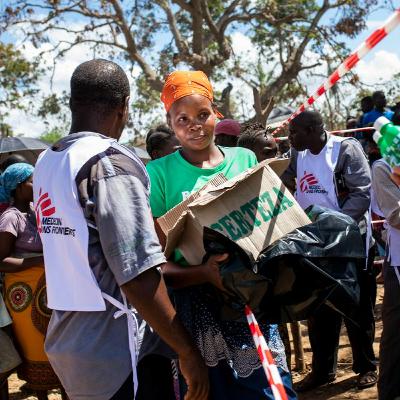 Environmental Emergencies: Climate Crises and Humanitarian Response Environmental Emergencies: Climate Crises and Humanitarian Response