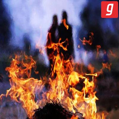 JALTI LASHE UDTA KAFAN | Bhutiya kahani | जलती लाशें उड़ता कफ़न | भूतिया कहानी | Hindi Kahani | JALTI LASHE UDTA KAFAN | Bhutiya kahani | जलती लाशें उड़ता कफ़न | भूतिया कहानी | Hindi Kahani |