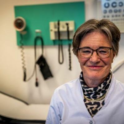 Aflevering 16 - In Gesprek Over Gezondheid Met Anneke Dalinghaus Aflevering 16 - In Gesprek Over Gezondheid Met Anneke Dalinghaus