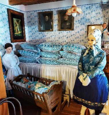 Élő tót hagyomány Csömörön
| A Tót Hagyományaink Házába látogatunk