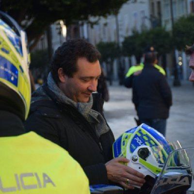 Luis Val, delegado del Sindicato Profesional de Policías Municipales en Sevilla, tras aprobar en asamblea el plan de Navidad del alcalde, José Luis Sanz Luis Val, delegado del Sindicato Profesional de Policías Municipales en Sevilla, tras aprobar en asamblea el plan de Navidad del alcalde, José Luis Sanz