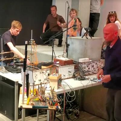 Graham Dunning & Sam Underwood. Face A. Vinyle Turquoise. Projet Records of the Paradise. Graham Dunning & Sam Underwood. Face A. Vinyle Turquoise. Projet Records of the Paradise.