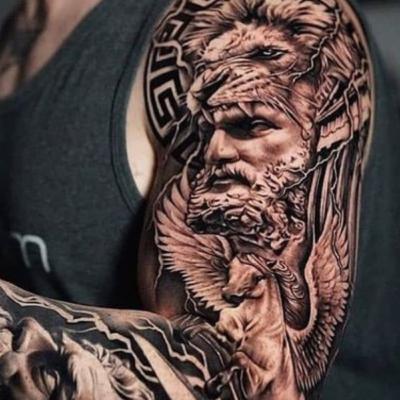 Tatuagens Divinas: Os Mistérios por Trás dos Deuses Gregos na Pele