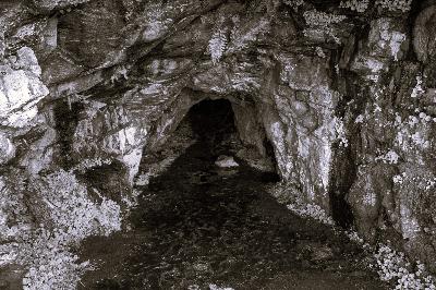 Cueva Valiente: Bandoleers and Beastly Magic