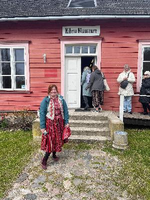 S1 E1: A Little Aleks Byrd-ie Taught Me All About Estonia