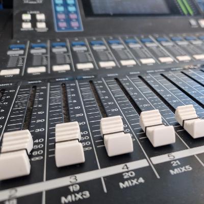 "Las voces de la mañana" este 1 de diciembre en Lancelot Radio 90.2 FM "Las voces de la mañana" este 1 de diciembre en Lancelot Radio 90.2 FM