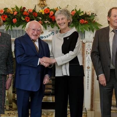 Tús Áite: Uachtaránacht