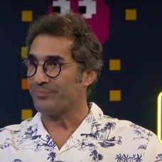 هادی کاظمی در قسمت پنجم پامپ۲ هادی کاظمی در قسمت پنجم پامپ۲