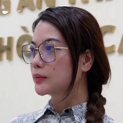 Công an TP.HCM đọc lệnh bắt tạm giam diễn viên Trương Ngọc Ánh Công an TP.HCM đọc lệnh bắt tạm giam diễn viên Trương Ngọc Ánh