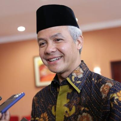 Ucapan Milad 108 tahun Muhammadiyah: Ganjar Pranowo Gebernur Jawa Tengah Ucapan Milad 108 tahun Muhammadiyah: Ganjar Pranowo Gebernur Jawa Tengah