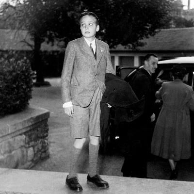 Crónica de España - 1948: El Príncipe Juan Carlos ya está en España Crónica de España - 1948: El Príncipe Juan Carlos ya está en España