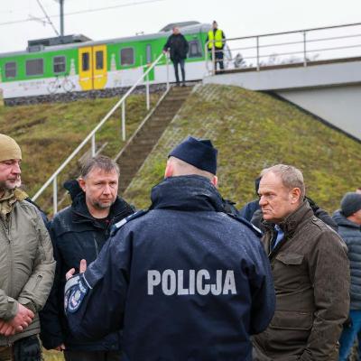 Rusko zesiluje sabotážní útoky v Evropě: po obchodních domech a dronech i železnice. Co přijde dál?