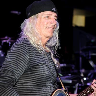 Tom McDermott (Rick James & The Stone City Band) on Super Freak, Touring & Funk History