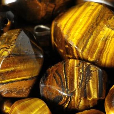 Ascended Café - Season 1 - Episode 7 🐯 Tiger's Eye Benefits, Uses, Meaning in Your Life