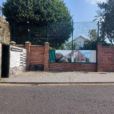 Why do we still have 'peace walls'?