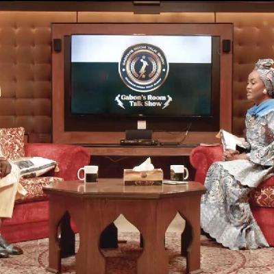 HADIZA GABON: Hawa da sauka a cikin Daukaka. Sadi a da, da kuma a yanzu.