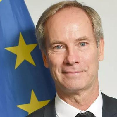 Olof Skoog - The Strategy of Human Rights (2024 Anna Lindh Lecture) Olof Skoog - The Strategy of Human Rights (2024 Anna Lindh Lecture)