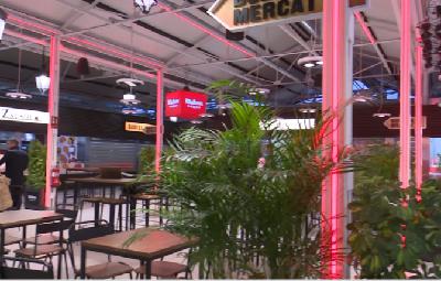 Crónica de la primera mañana de reapertura del Mercat del Prado