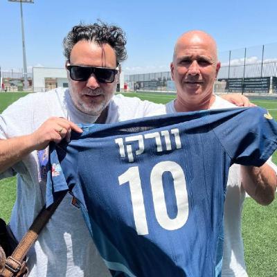 🎧 פרק 8 – הקוסם: משה סבג מדבר פתוח