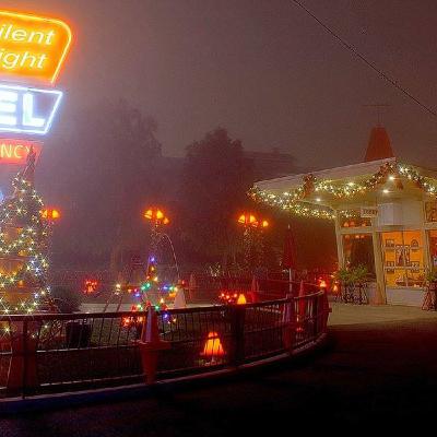 Coldest Night of the Year :: A Holiday Mix Coldest Night of the Year :: A Holiday Mix