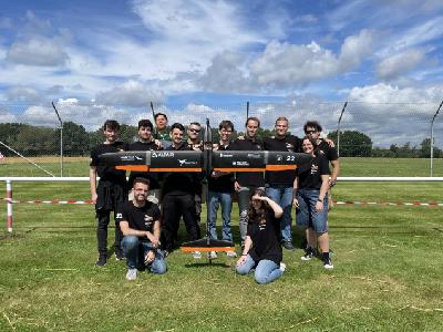 Capítulo 195: El primer despertador de la historia y el primer avión autónomo diseñado por estudiantes en Andalucía