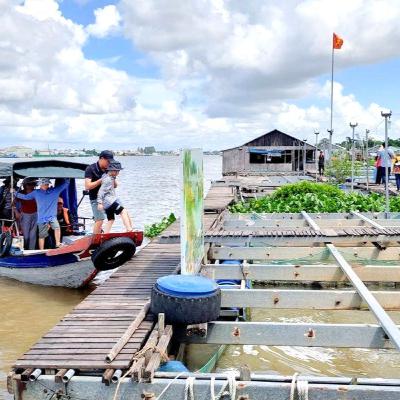 Người dân Cồn Sơn gặp khó trong việc làm bến ghé đón khách