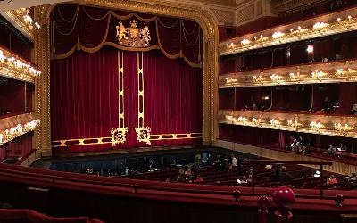 Leadership style – Finding your own Voice Leadership style – Finding your own Voice