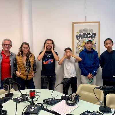 Apprentis Journalistes : La santé ! Avec Hervé Prisset et Laura Berbel par les Jeunes de La Canopée Apprentis Journalistes : La santé ! Avec Hervé Prisset et Laura Berbel par les Jeunes de La Canopée