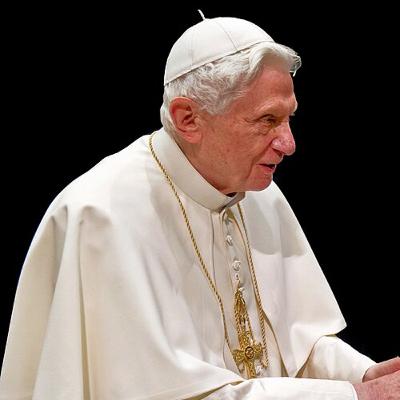 Renuncia Papa Benedicto XVI (2013) Renuncia Papa Benedicto XVI (2013)