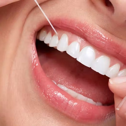 The OPTISMILE Podcast 119 - Floss, Waterpiks and Tiny Brushes: What Actually Works