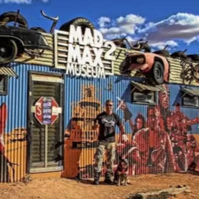 V2A FREAK SHOW - 8 - MAD MAX 2 MUSEUM V2A FREAK SHOW - 8 - MAD MAX 2 MUSEUM
