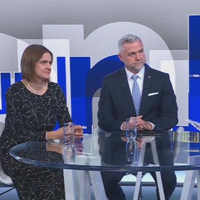 Na telo (2. 11.): Tibor Gašpar (Smer-SD) a Mária Kolíková (SaS) Na telo (2. 11.): Tibor Gašpar (Smer-SD) a Mária Kolíková (SaS)