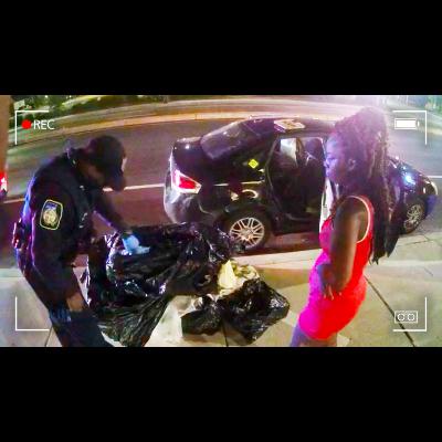 Cops Discover Bodies in Woman's Trunk During Traffic Stop - EXPLORE WITH US