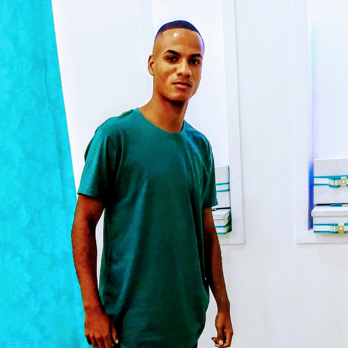 Theus Oliveira's Canal