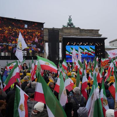 Iraner in Deutschland - Vereint gegen das Regime, politisch gespalten Iraner in Deutschland - Vereint gegen das Regime, politisch gespalten