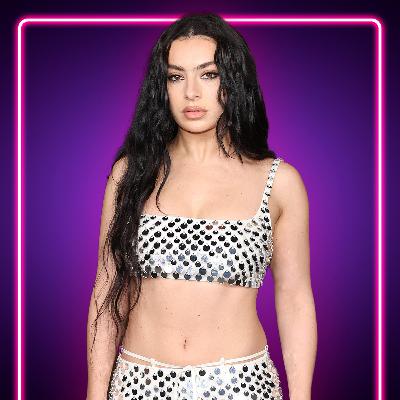 😱 Charli XCX has gone ROGUE at her wedding!